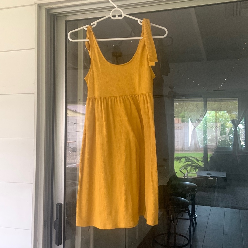 Yellow sundress
